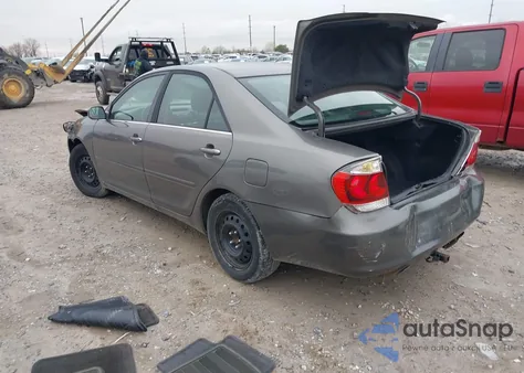 2005 Toyota Camry Se из США, поврежденный, VIN 4T1BE32K95U613269